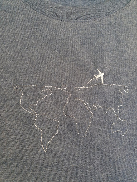 T-shirt met wereldkaart